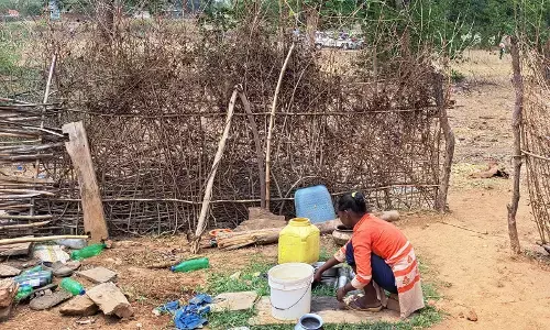 पकरिया के आदिवासी बालिका की पीड़ा, पिता की मौत के बाद रुक गई 8वीं के बाद की पढ़ाई