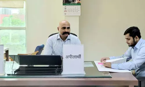 मध्य प्रदेश: बार-बार आरटीआई का आवेदन लेने से इंकार करना रीवा के ग्राम पंचायत सचिव को पड़ा महंगा