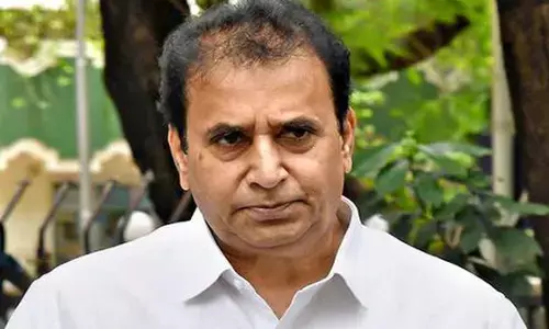 नगर पंचायत दर्जा को लेकर श्रेय की राजनीति