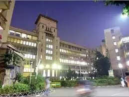 कोविड काल में हुए घोटाले का मामला : सील क्लिनिकल ट्रायल रूम में बंद कंप्यूटर से कई राज हो सकते हैं उजागर कोविड काल में हुए घोटाले का मामला : सील क्लिनिकल ट्रायल रूम में बंद कंप्यूटर से कई राज हो सकते हैं उजागर
