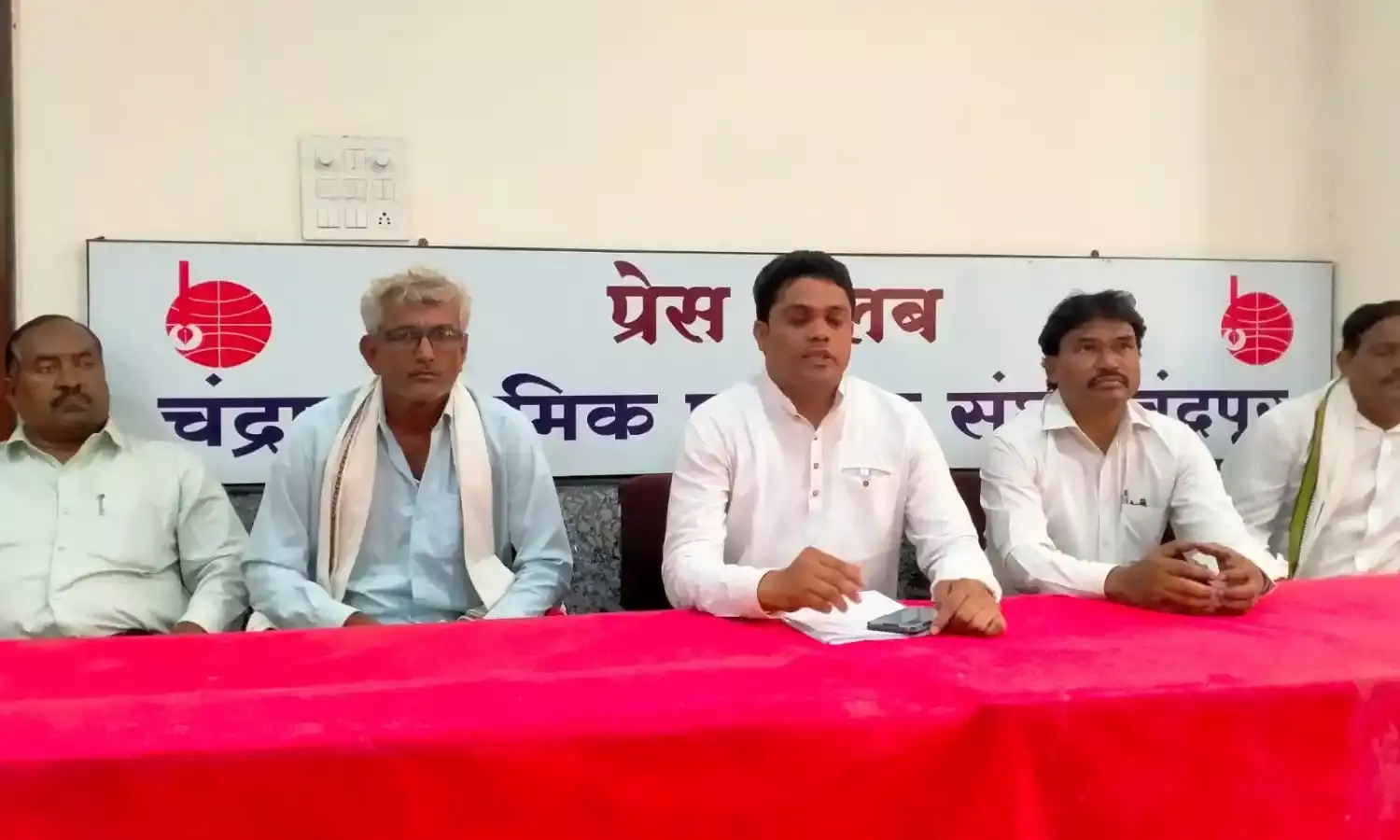 हल्दी खरीदी कर दिए गए लाखों के चेक हुए बाउंस