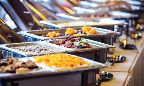 शादी में खाना खत्म होने के विवाद में दो पक्षों में झड़प, 24 आरोपी नामजद