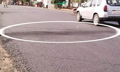 गड्‌ढों से मिली मुक्ति लेकिन स्पीड ब्रेकरों ने बढ़ाई परेशानी