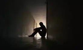 फांसी लगाकर 2 युवकों ने की खुदकुशी फांसी लगाकर 2 युवकों ने की खुदकुशी