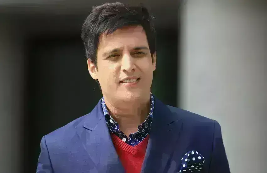 एंगेज-23 समिट में पहुंचे अभिनेता जिमी शेरगिल एंगेज-23 समिट में पहुंचे अभिनेता जिमी शेरगिल