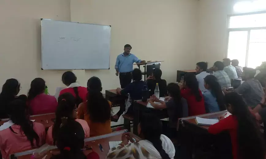 नि:शुल्क कोचिंग से जिले के युवा कर रहे है प्रतियोगी परीक्षाओं की बेहतर तैयारी