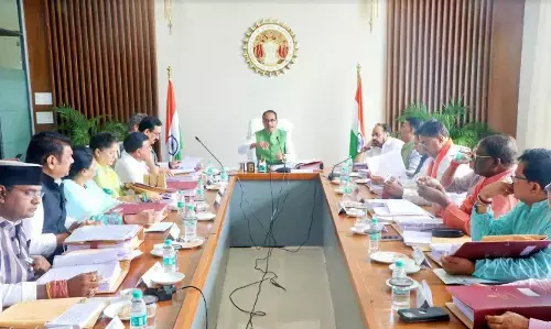 मप्र में 5 रुपए में मिलेगी मामा की थाली, शिवराज कैबिनेट का फैसला मप्र में 5 रुपए में मिलेगी मामा की थाली, शिवराज कैबिनेट का फैसला