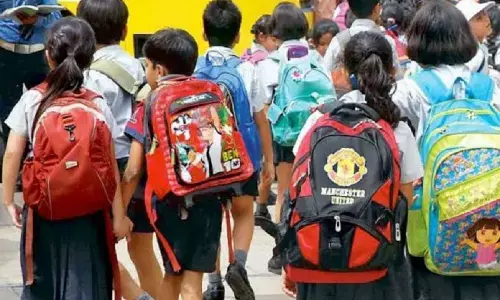 गरीबी रेखा के ऊपर वाले स्कूली बच्चों को मिलेगा मुफ्त में गणवेश