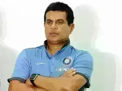 अमोल मुजुमदार, तुषार अरोठे महिला टीम के मुख्य कोच की दौड़ में सबसे आगे: रिपोर्ट