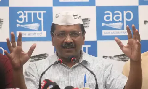 मुफ्त बांट पर बोले केजरीवाल, उपराज्‍यपाल को दिल्‍ली वालों की चिंता करने की जरूरत नहीं