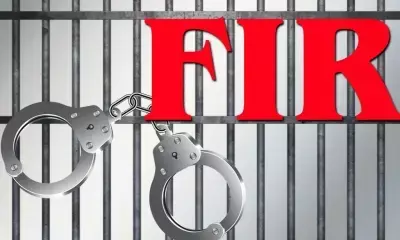 कर्नाटक: छात्र की मां को अश्लील मेसेज भेजने वाले टीचर पर मामला दर्ज कर्नाटक: छात्र की मां को अश्लील मेसेज भेजने वाले टीचर पर मामला दर्ज