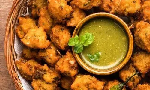 इस बारिश के मौसम में हलवाई की रेसिपी से बनाएं मूंग दाल के मंगोड़े, सभी को आएंगे पसंद