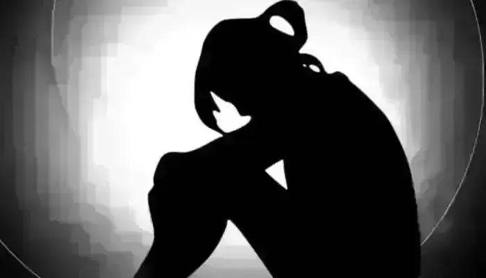 कम अंक मिलने पर छात्रा ने कर ली खुदकुशी