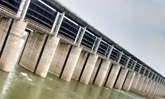 गड़चिरोली में चिचडोह बैरेज के 4 गेट खुले , बढ़ सकता है नदियों का जलस्तर
