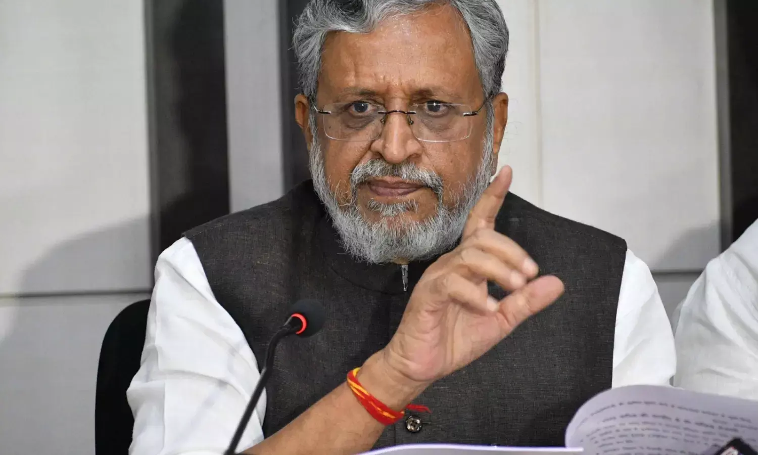 जदयू को नहीं दिखती केंद्र के पैसे से बनती फोर-लेन सड़कें, महासेतु : सुशील मोदी