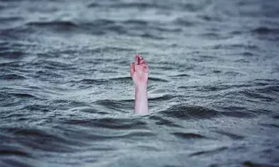 तेलंगाना में महिला ने अपने तीन बच्चों सहित की आत्महत्या तेलंगाना में महिला ने अपने तीन बच्चों सहित की आत्महत्या