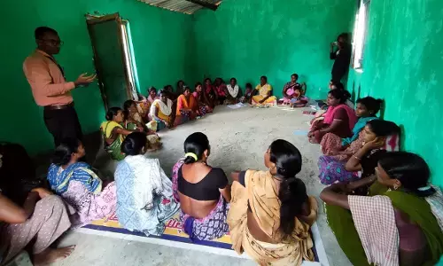 शराबबंदी के लिए अब महिला बचत समूह ने कसी कमर