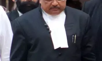 सॉलिसिटर जनरल तुषार मेहता, 6 एएसजी फिर से 3 साल के लिए किए गए नियुक्त