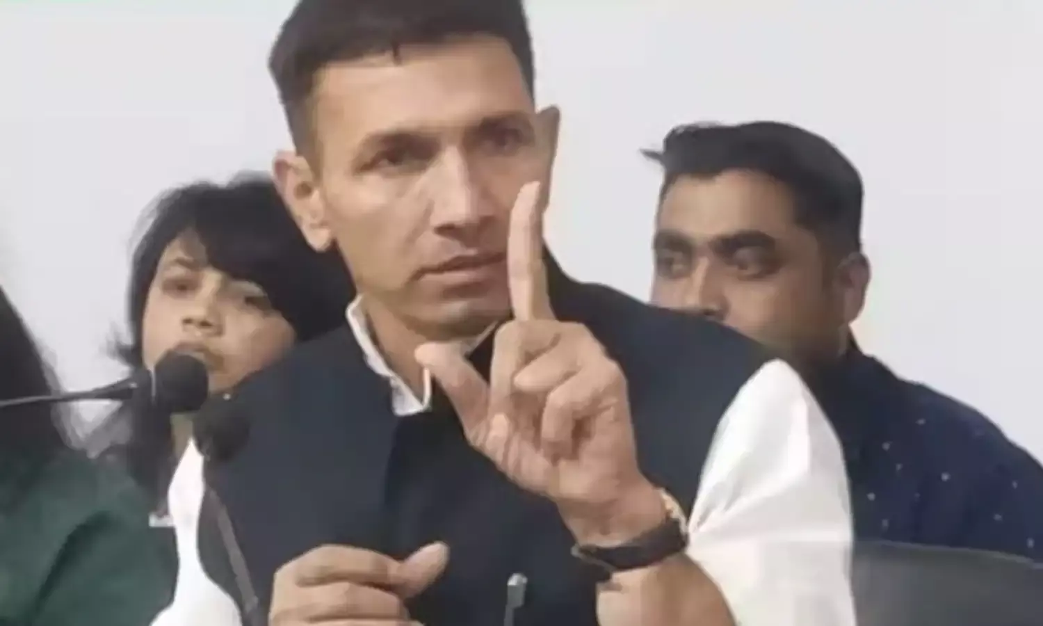 चुनावी साल में पूर्व मंत्री जीतू पटवारी जाएंगे जेल? पांच माह पहले कांग्रेस को लगा बड़ा झटका, जानिए कोर्ट का फैसला
