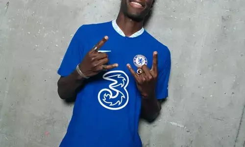 चेल्सी ने विलारियल के निकोलस जैक्सन को आठ साल के लिए अनुबंधित किया चेल्सी ने विलारियल के निकोलस जैक्सन को आठ साल के लिए अनुबंधित किया