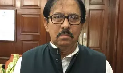 बंगाल में राजभवन-राज्य सचिवालय का द्वंद्व अब राज्यपाल-विधानसभा अध्यक्ष विवाद में बदला बंगाल में राजभवन-राज्य सचिवालय का द्वंद्व अब राज्यपाल-विधानसभा अध्यक्ष विवाद में बदला