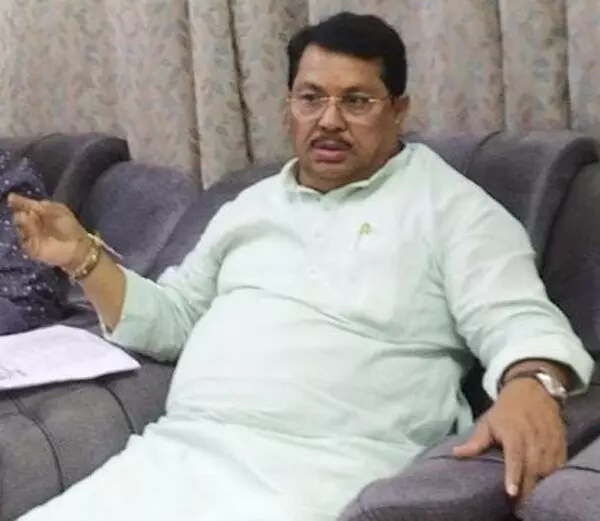 जो कमजोर होते हैं, उन्हें तैयारियों की जरूरत : वडेट्टीवार जो कमजोर होते हैं, उन्हें तैयारियों की जरूरत : वडेट्टीवार
