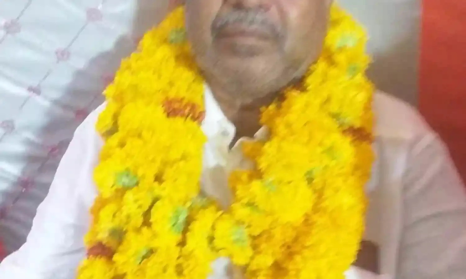शाखा प्रबंधक महेश प्रसाद पटेल हुये सेवानिवृत्त