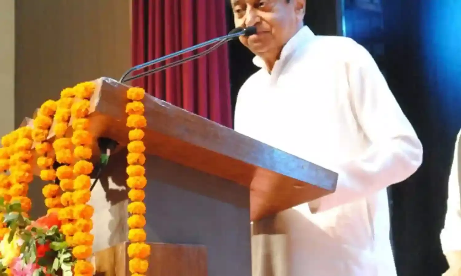 मप्र में मध्यान्ह भोजन बनाने वाली महिलाओं का अपमान : कमलनाथ