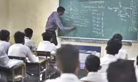 आंदोलन से पहले महंगाई भत्ता 4 फीसदी बढ़ा आंदोलन से पहले महंगाई भत्ता 4 फीसदी बढ़ा