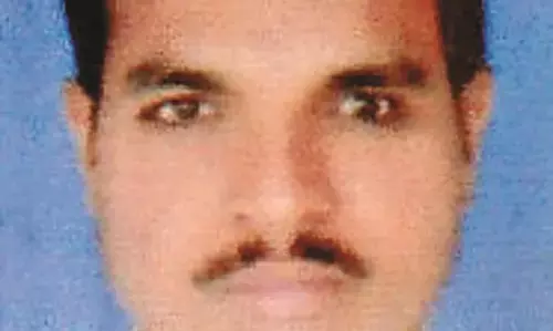 तलवार से किराना दुकानदार की हत्या, आरोपी गिरफ्तार तलवार से किराना दुकानदार की हत्या, आरोपी गिरफ्तार