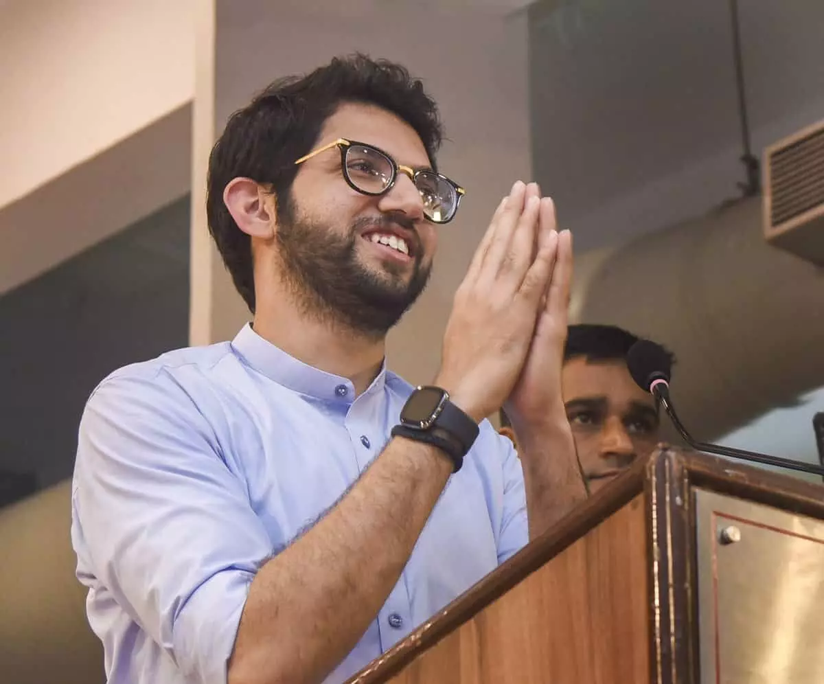 हमारी सरकार आई तो घोटालेबाजों को जेल में डाल देंगे- राज्य सरकार पर बरसे आदित्य ठाकरे हमारी सरकार आई तो घोटालेबाजों को जेल में डाल देंगे- राज्य सरकार पर बरसे आदित्य ठाकरे