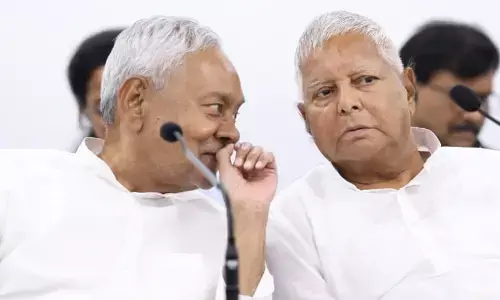 शरद पवार की शख्सियत को पीएम मोदी ने हिलाने की कोशिश की : लालू शरद पवार की शख्सियत को पीएम मोदी ने हिलाने की कोशिश की : लालू