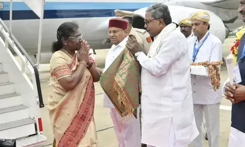 राष्ट्रपति मुर्मू कर्नाटक पहुंचीं
