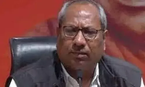 मंत्री संजय निषाद की कार्यकर्ताओं ने उतारी आरती, वीडियो वायरल