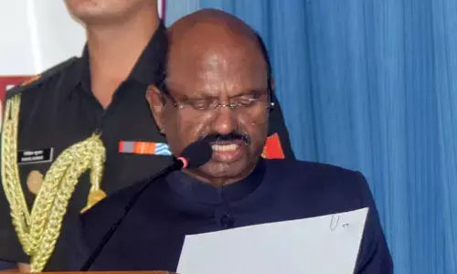 पंचायत चुनाव: टीएमसी ने बंगाल के राज्यपाल पर आदर्श आचार संहिता के उल्लंघन का आरोप लगाया