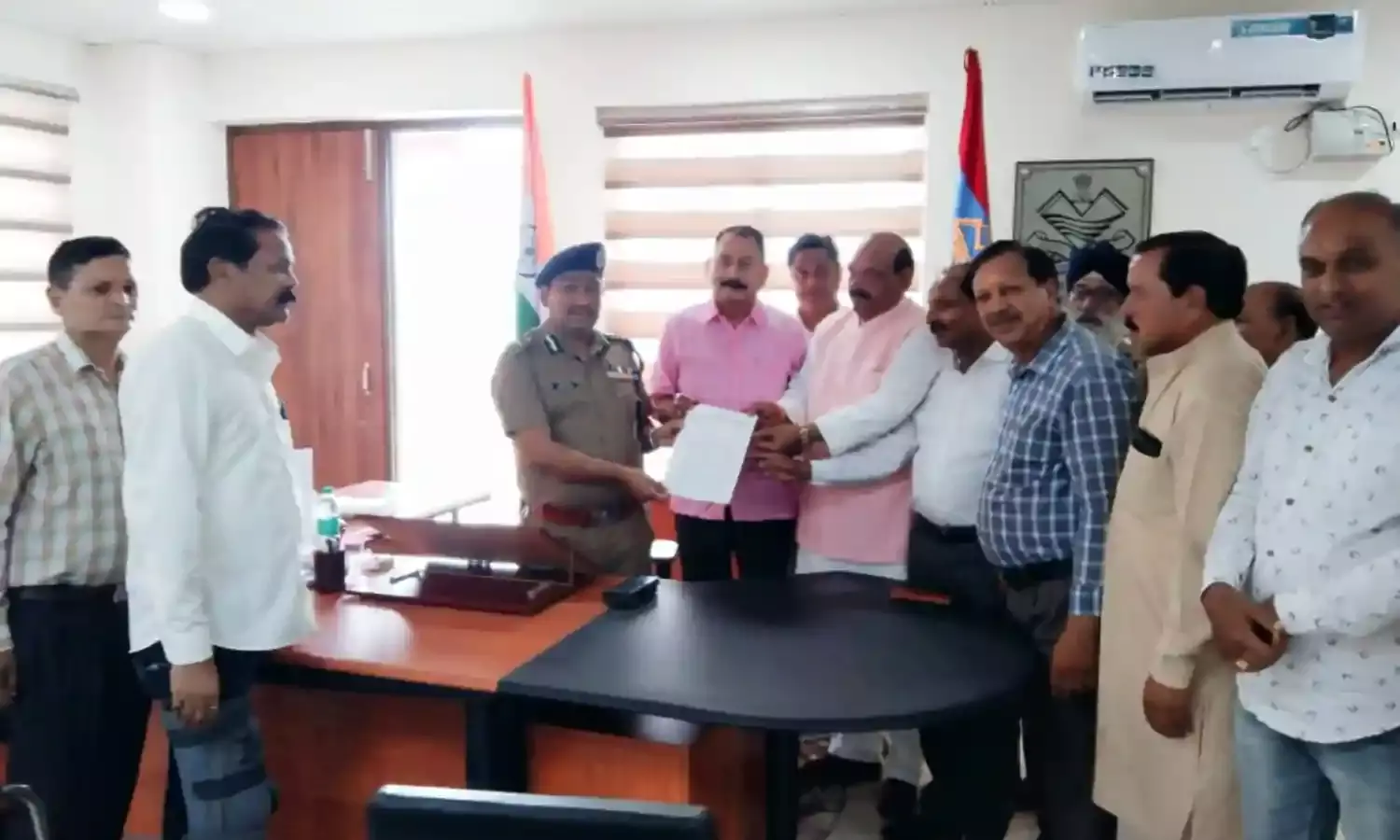 देहरादून : पुलिस महानिदेशक से कांग्रेस की अवैध नशे के कारोबार पर रोक की मांग