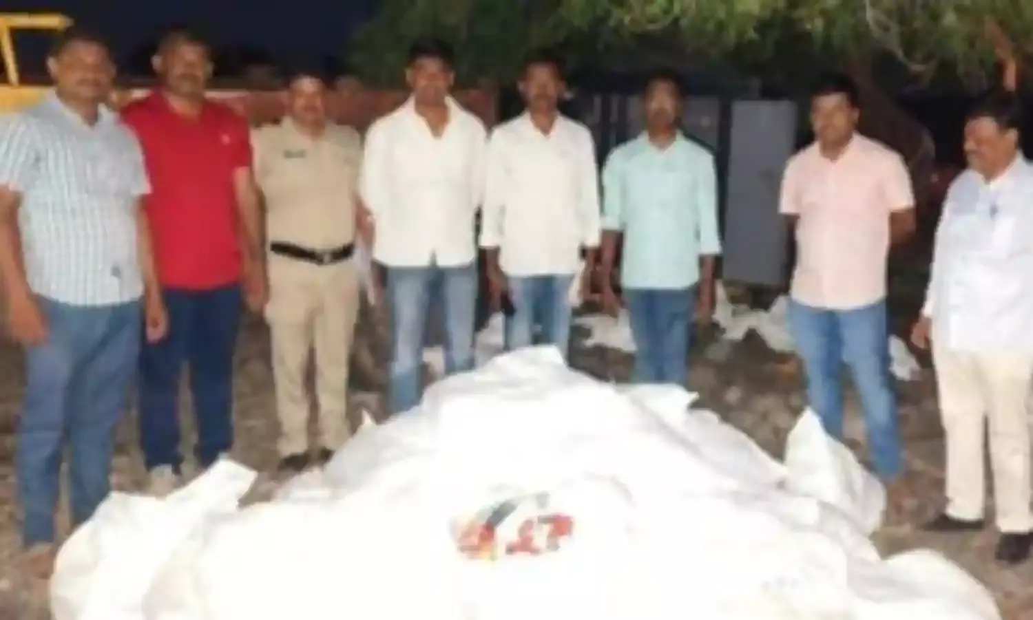 कार्रवाई : बीड में 2 लाख रुपए का गुटखा जब्त, दो के खिलाफ मामला दर्ज