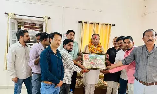 समाज सेवी अमित खरे का पत्रकार कल्याण परिषद ने किया सम्मान