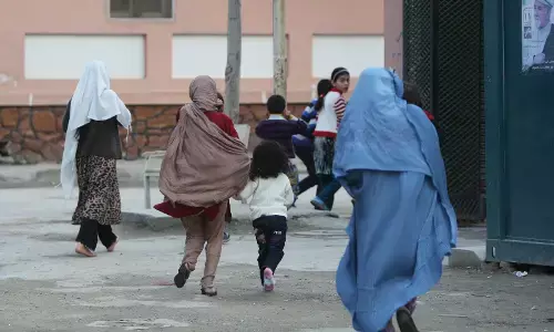 तालिबान ने अफगानिस्तान में ब्यूटी सैलून बंद करने का आदेश दिया