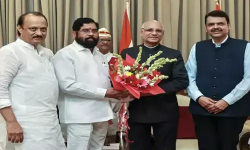 महाराष्ट्र में बीजेपी पर्दे के पीछे क्यों कर रही है राजनीति? CM और डिप्टी CM का पद दूसरी पार्टी के नेताओं को देने के पीछे की इनसाइड स्टोरी