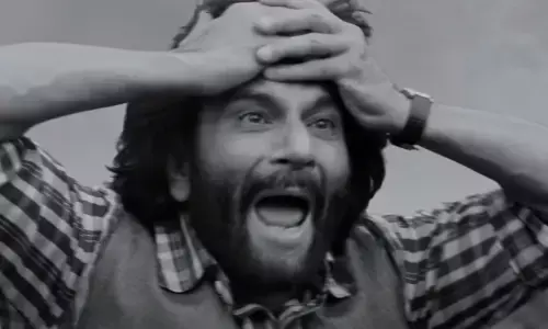 जेएनयू में फिल्म 72 हूरें की स्पेशल स्क्रीनिंग, हाउसफुल रहा शो, छात्रसंघ का विरोध जेएनयू में फिल्म 72 हूरें की स्पेशल स्क्रीनिंग, हाउसफुल रहा शो, छात्रसंघ का विरोध