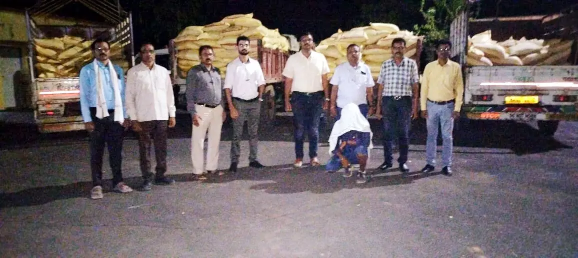 पांच लाख रुपए की अवैध खाद के साथ एक गिरफ्तार पांच लाख रुपए की अवैध खाद के साथ एक गिरफ्तार