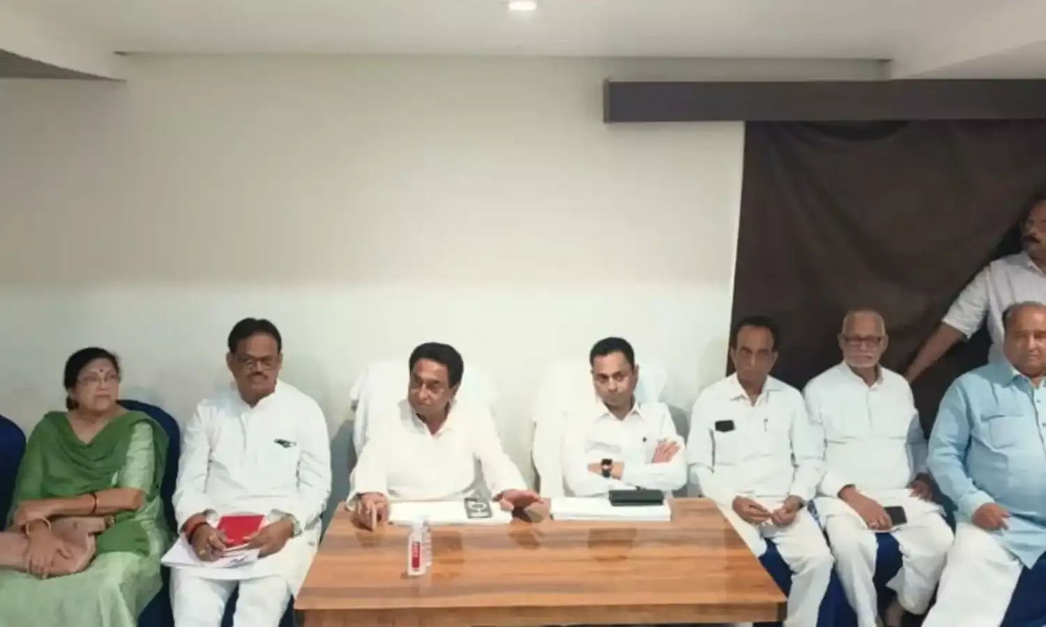 अठारह साल से आदिवासियों का अपमान कर रहे, अब पैर धोने पर भी नहीं मिलेगी माफी: नकुलनाथ