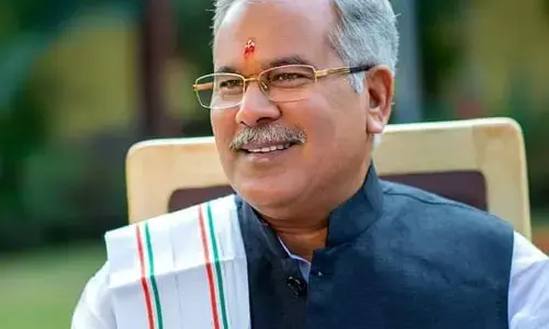 छत्तीसगढ़ के कर्मचारियों को सौगात, 5 फीसदी डीए बढ़ा और पेंशन पात्रता अवधि भी घटी छत्तीसगढ़ के कर्मचारियों को सौगात, 5 फीसदी डीए बढ़ा और पेंशन पात्रता अवधि भी घटी