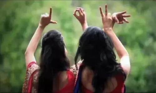 हाईकोर्ट का ऐतिहासिक फैसला : समलैंगिक युगल को पुलिस सुरक्षा मुहैया कराने का आदेश हाईकोर्ट का ऐतिहासिक फैसला : समलैंगिक युगल को पुलिस सुरक्षा मुहैया कराने का आदेश