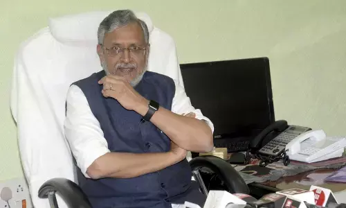 आप्त सचिव के शिक्षा विभाग में घुसने पर रोक मंत्री का अपमान, इस्तीफा दें चंद्रशेखर : सुशील मोदी