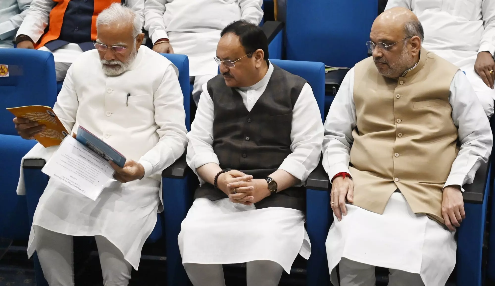 प्रधानमंत्री नरेंद्र मोदी ने अमित शाह और जेपी नड्डा के साथ की मैराथन बैठक प्रधानमंत्री नरेंद्र मोदी ने अमित शाह और जेपी नड्डा के साथ की मैराथन बैठक