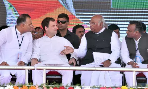 राहुल ने हमेशा सच्चाई के लिए लड़ाई लड़ी है, पार्टी बीजेपी की साजिश से लड़ेगी : खड़गे