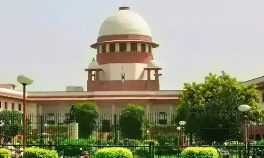 डांस बार के लिए जारी दिशानिर्देशों का पालन नहीं करने के खिलाफ सुप्रीम कोर्ट में अवमानना याचिका दायर