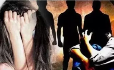कर्नाटक में 9 साल की बच्ची से गैंगरेप, 4 नाबालिग गिरफ्तार, एक फरार कर्नाटक में 9 साल की बच्ची से गैंगरेप, 4 नाबालिग गिरफ्तार, एक फरार